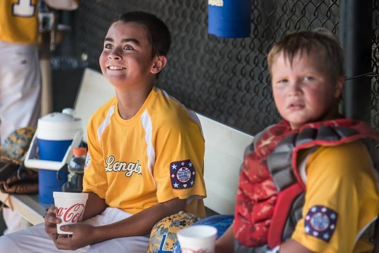 Lou Bezjak tweet media