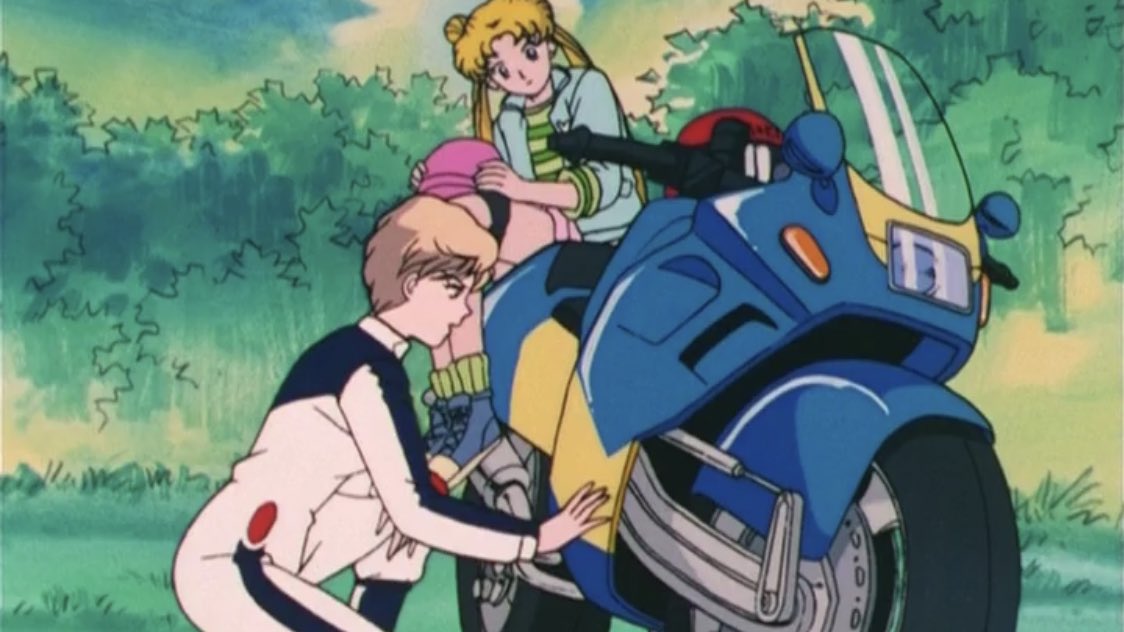 EP98 = 6.9/10 Usagi and Haruka teaming up leads to some character development for Sailor Uranus :) Also, Usagi finally learns about The Silence