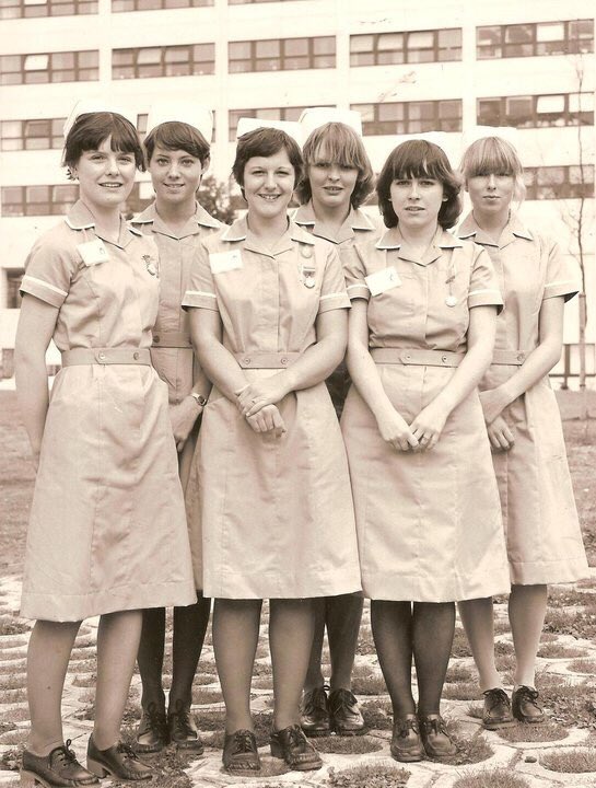 JenNops's tweet photo. @AbigailBarkham @saracourtney3 @samanthaclare @alli_hawes @NHSBartsHealth @Southern_NHSFT @bartsleagueofn1 41 years ago next month ....hadn’t earned the linen cap at this point 😄 https://t.co/yxQZfhegTH