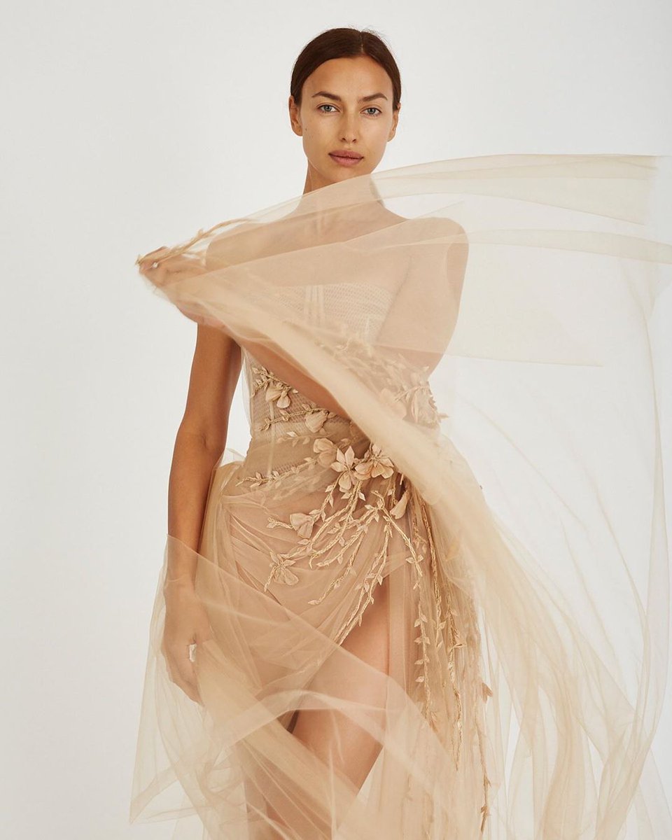 oscar de la renta corset dress 2007 Oscar de la Renta Ivory Silk Bustier Strapless Bridal Dress