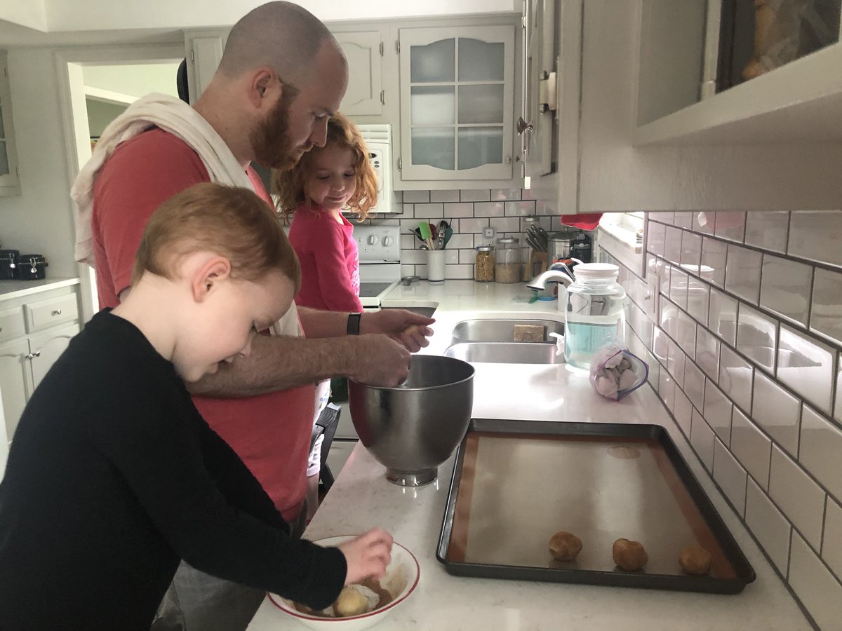 SraWilson5's tweet photo. Making snicker-doodles for Cookie Wednesday! #countrydayconnected @CountryDay https://t.co/H6e7cKHYQV