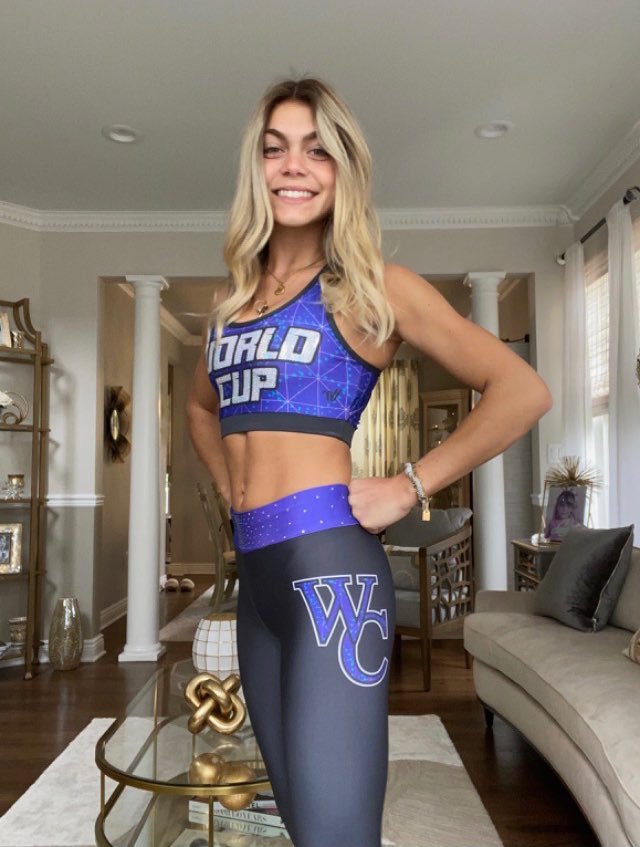 WorldCupallstar's tweet photo. If you look good you feel good. If you feel good you do good! 

See you tomorrow WC family. 💜🖤💛 #OutdoorProshop #Season26 #GoldenEntourage https://t.co/Bjq6Uux53W