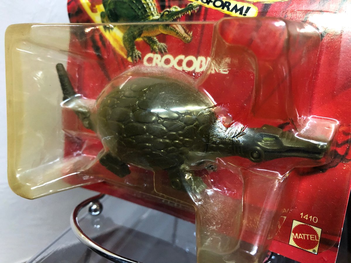 InfinityToyzOKC's tweet photo. Today I give you CROCOBITE (1985) from the #Meteorbs line! 10 of them in all and I did not have a single one growing up ☹️😂 Decent cardback and yellowed bubble. Pretty cool piece! #MastersoftheUniverse @AddictedHe @80sForNow @MastersOfficial https://t.co/TZrcUVE9Xh