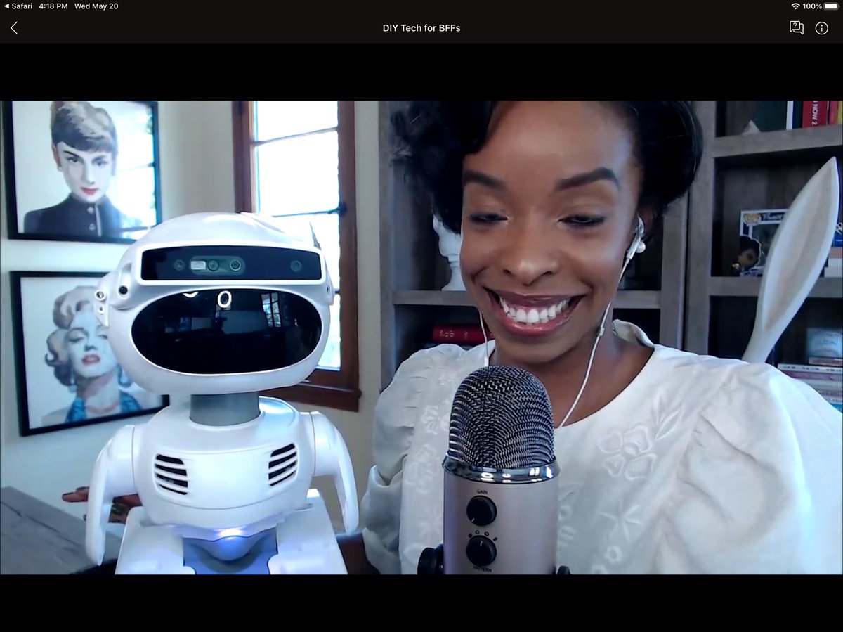 scotthassler's tweet image. Awesome session ladies 😻⁦@ChloeCondon⁩ ⁦@vogueandcode⁩ #MSBuild2020