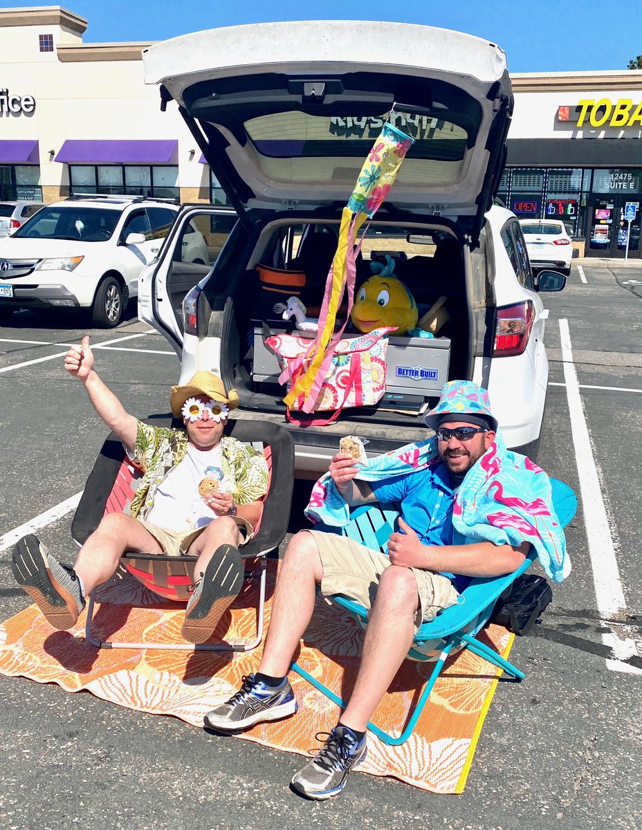 BOLD NORTH pit stop!!! <a href="/Dana_Pool/">Dana</a> <a href="/CentralIhx/">IHXWestCentral</a> <a href="/Brandie_Irwin_/">Brandie Irwin</a> #BeachMode