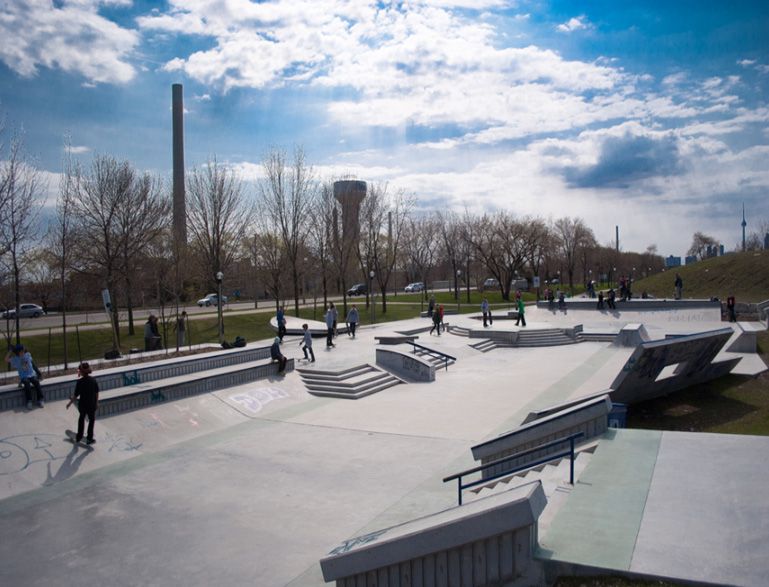 BradMBradford's tweet photo. More than 850 park amenities are being re-opened across the City, including skate parks, basketball courts, and picnic shelters.

No team sports are permitted and physical distancing will still be enforced. Please enjoy the nice weather safely! More info - https://t.co/q3swOtTEPO https://t.co/KwG3VcfGja