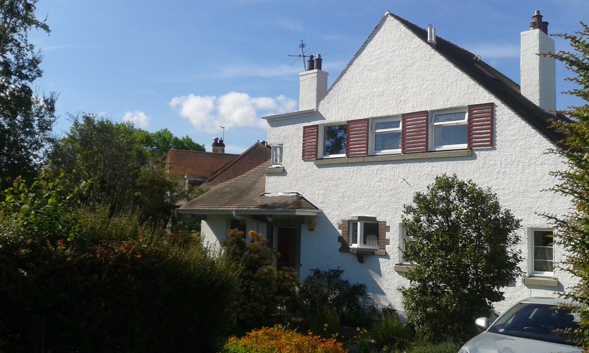 bartdecorating's tweet photo. After a couple of weeks of hard work in this glorious weather, we can now say we like this crisp and bright look of our finished job. Thanks to @thepaintshed @JohnstonesTrade for great products! #BARTdecorating#spraying#painting#johnstonspaint https://t.co/o0A7REKDWl