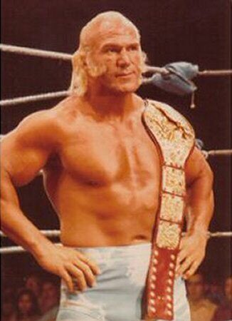 Graham would regain the title via DQ in January ‘78 before losing to Bob Backlund for his first WWWF Championship reign.Billy Graham would take the belt back in March leading to a steel cage showdown in which Backlund won his 2nd title. #WWE  #AlternateHistory