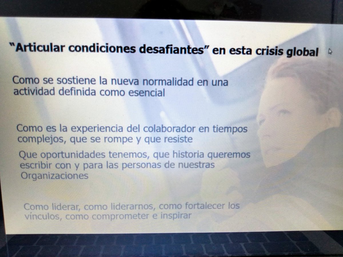 GabrielaRana197's tweet photo. Silvina Botello de @SecuritasArg. Como articular las condiciones desafiantes en este contexto. Desde una visión holística de #RRHH, busca comprometer e inspirar, uniendo el propósito del colaborador y la Cia
#HRDayTheNewNormal
#empoderamiento
#Profesionalizacion
@PDAProfile https://t.co/XmMRZLwPbX
