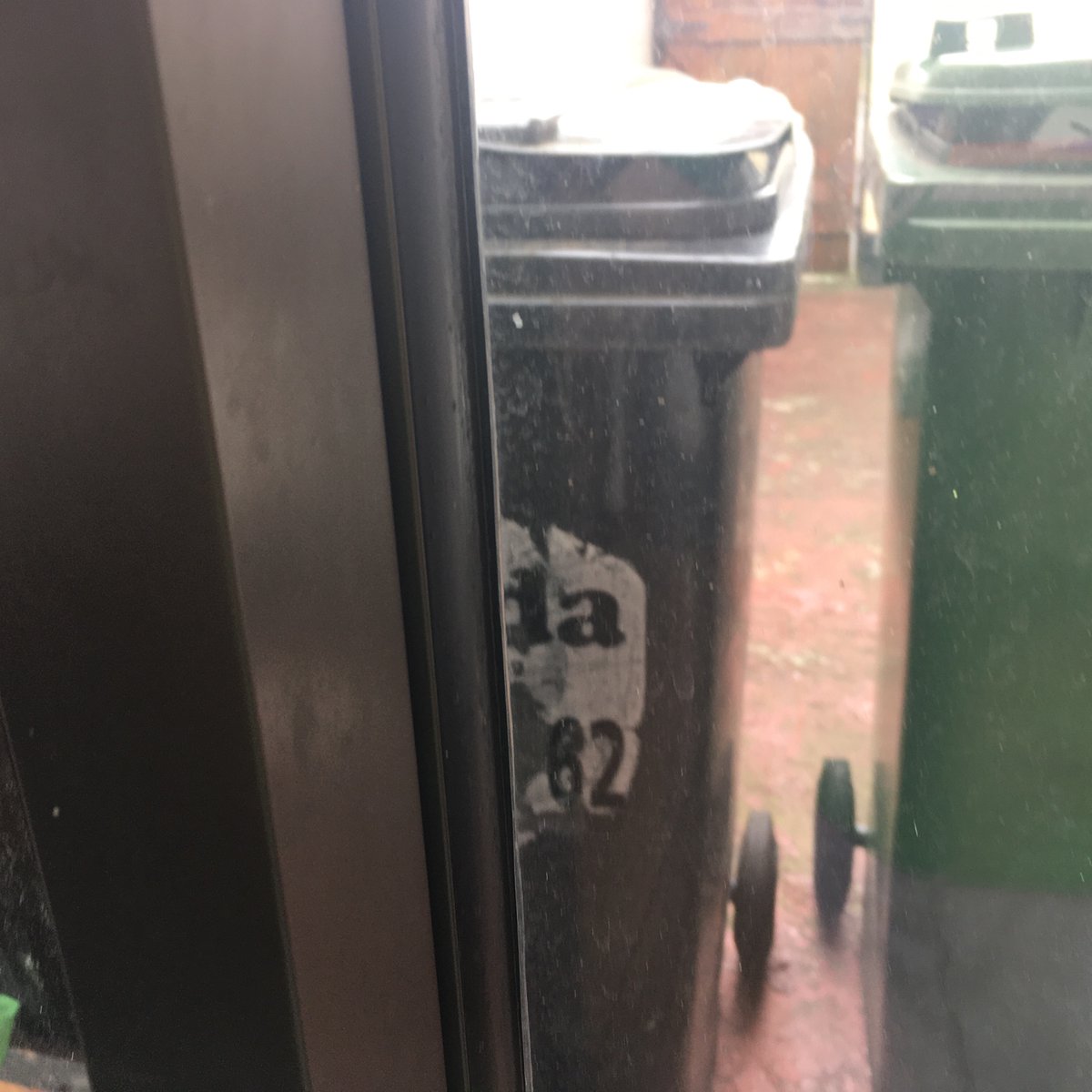 MuireannNiR's tweet image. Day 69. My 4 year old son asked for my phone to take photos.... #Binmad #KeepingKidsEntertained #Covid_19