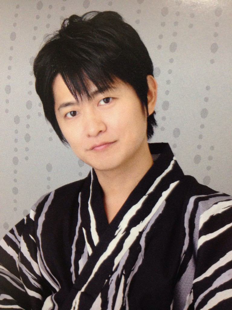 shimono hiroanother social butterfly, this man turned 40 this year but looks AND SOUNDS 30. he’s known for having an extremely contagious laugh and a high pitched voice (he sounds like he’s going through puberty sometimes). kaji yūki hypeman, and A VERY GOOD SINGER. short king