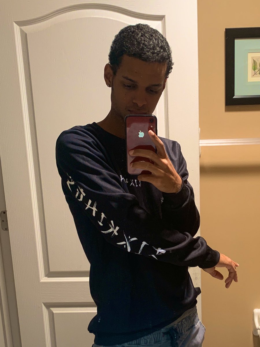 YoungYordan's tweet photo. The drip came in 💧 #6Kings https://t.co/8adVOx9gh0