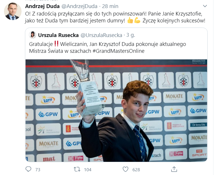 Chessbrains's tweet photo. President of Poland Andrzej Duda congratulates Jan-Krzysztof Duda win over Magnus Carlsen.
#thisischess
#heritagechess
#magnusontour https://t.co/YB2TSudmqi