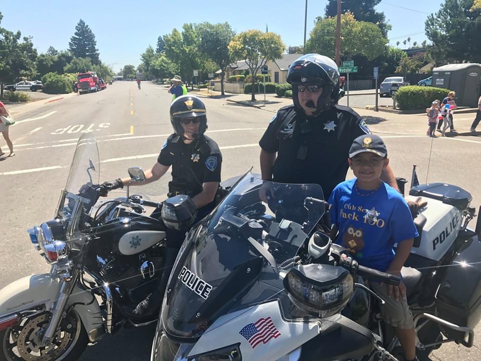 Please join us on #FacebookLive, and #Twitter tomorrow, May 21 at 1:30 p.m. as we celebrate Chief @RFenn_FPD’s 29 years of dedicated service.