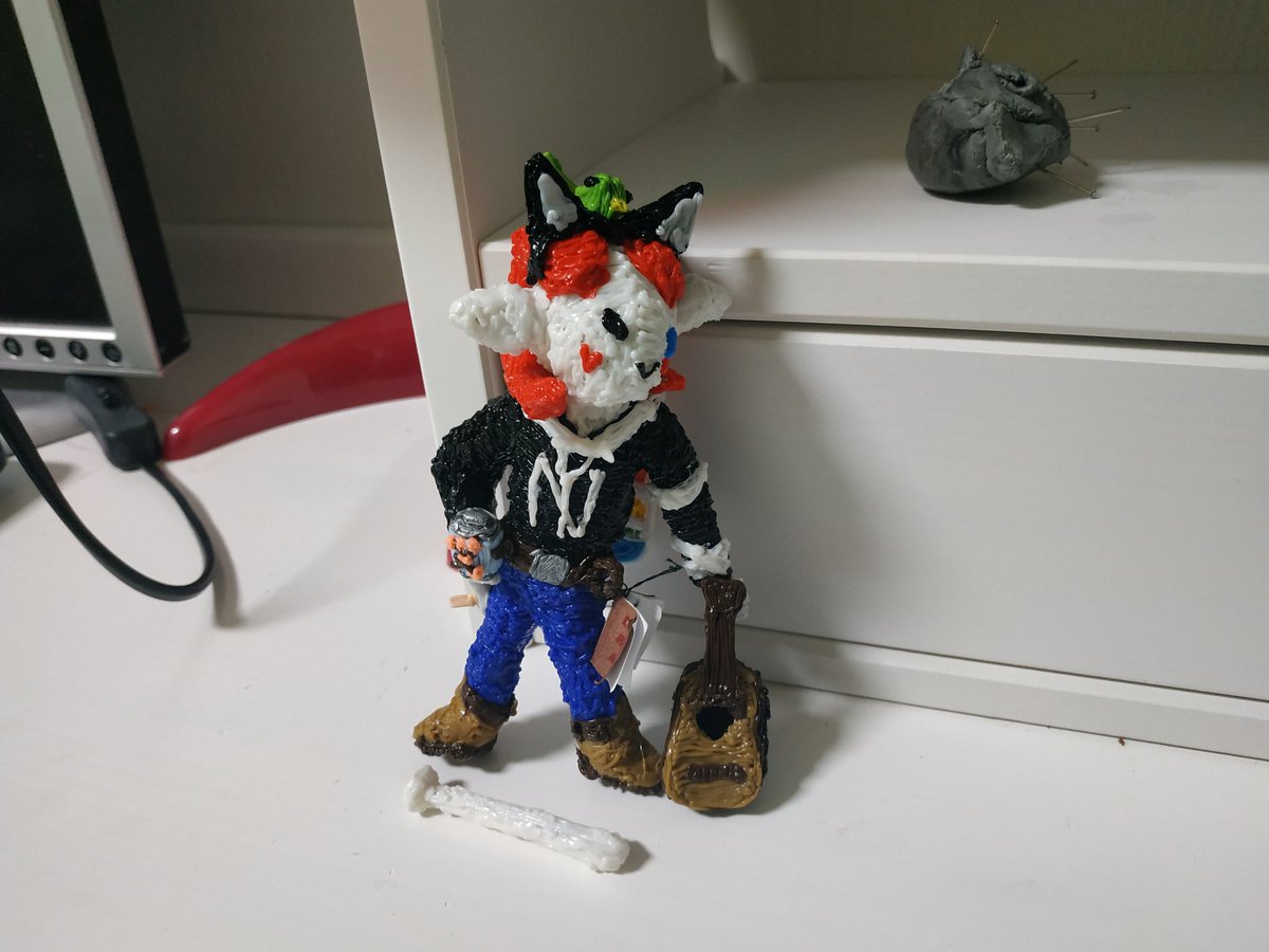 DucksByDay's tweet photo. After about 14 hours the statue is finally done! :O it has been one of my hardest one to make so far, I can tell you that. Even though there are some flaws here and there im still very happy with the result! :D i hope I made yall proud 😄
#jschlatt #jschlattfanart #translatortwt https://t.co/Iw5UZkW0ZJ
