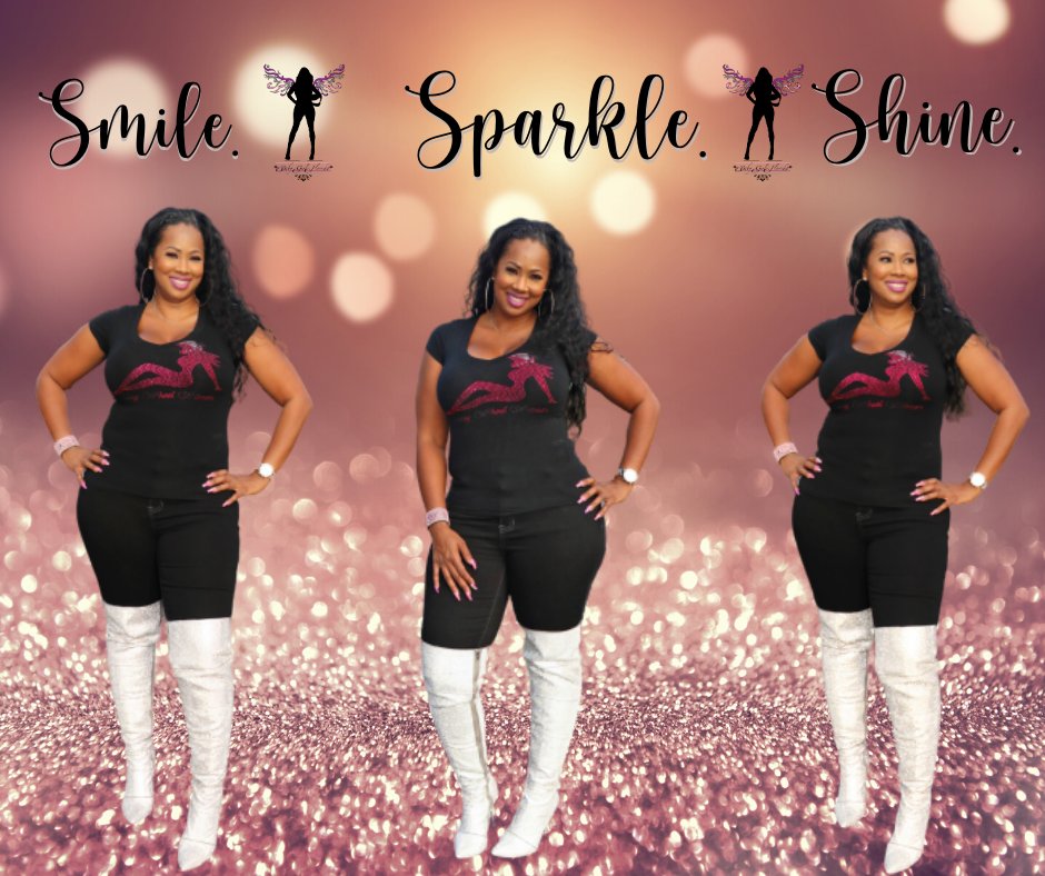 BabyGirl_FL's tweet photo. Everyone deserves to Shine, Smile, and Sparkle. ✨✨✨
Don't let anyone dull that moment!

#sparkleandshine #shineandsparkle #bikermom #harleydavidson #custommotorcylces #motorcylediaries
#32inchwheel #bigwheels #bigwheelbaggers #bikerchick #bigwheelwomen https://t.co/hk5PxD0WLF