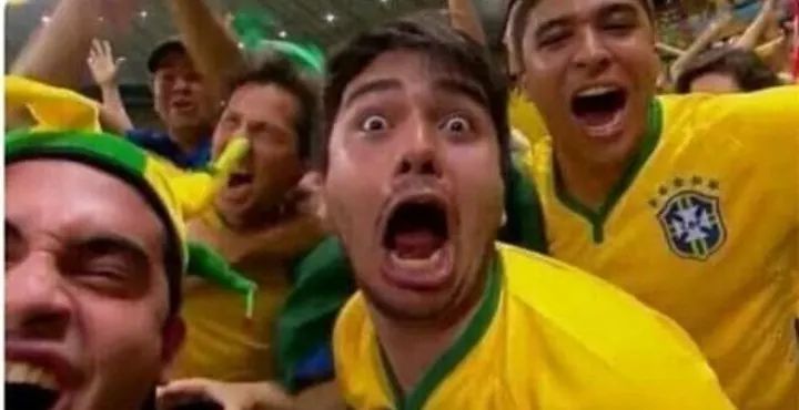 DihKee's tweet photo. bacci:  "o que adianta ser bonita e ser analfabeta
tu é formada mas só fala merda"

o brasil inteiro:
#salvemabelparameninas https://t.co/pBSNKV2ZDI