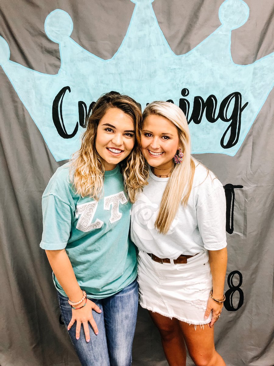 #WhyZetaWednesday ☆ "I am so very lucky that three years ago, I chose to find somewhere to fit in just to end up finding somewhere I could stand out.” -Marissa Williams, PC ‘17, AL

Read Marissa's complete #WZW on our blog! Link in bio 💞