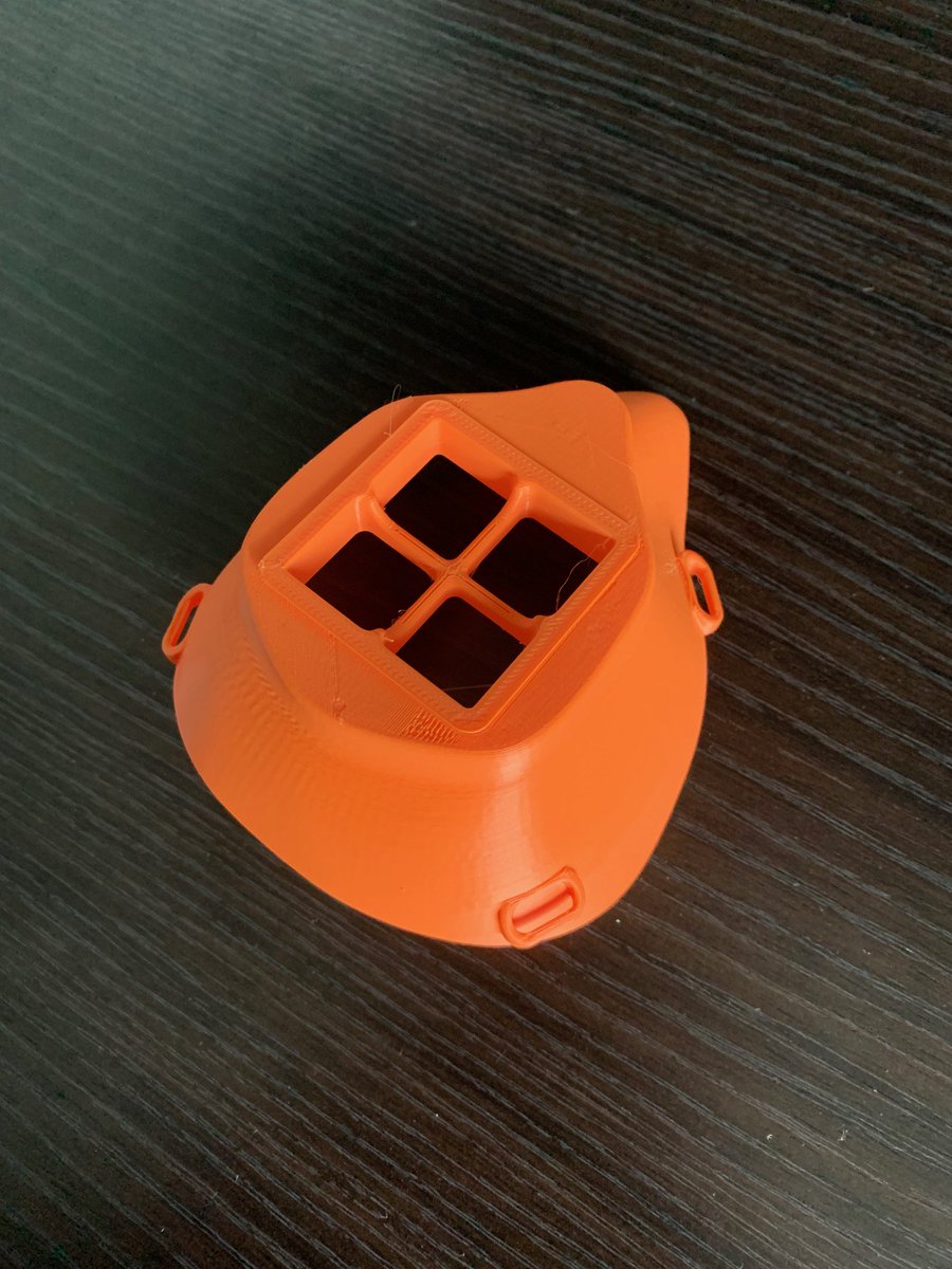 The best part of 3D printing PPE for our #leydenpride community is getting to drop it off to all the local places that can use it! Today I dropped off PPE to Schiller Park's FD, River Grove's PD, Northlake PD, Casa San Carlo, and Concord Place!