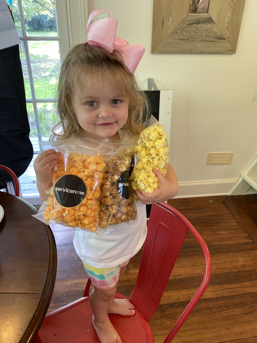 dancwilliams's tweet image. Lettie is ready to watch some #Knowledge2020 videos! Thanks @servicenow! #servicenow