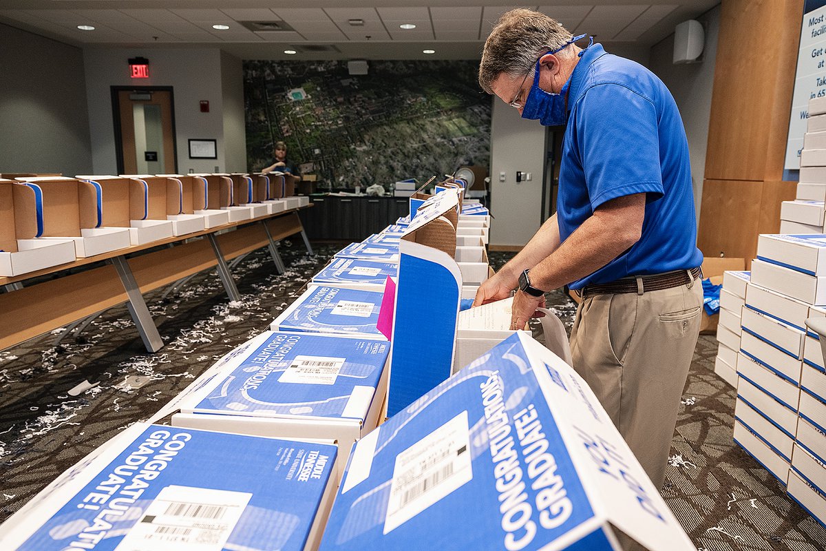 MTSU's tweet photo. Graduation boxes (and diplomas!) are coming to you soon, Class of 2020. #MTSU2020 #trueBLUE https://t.co/c2PIWM3Wps