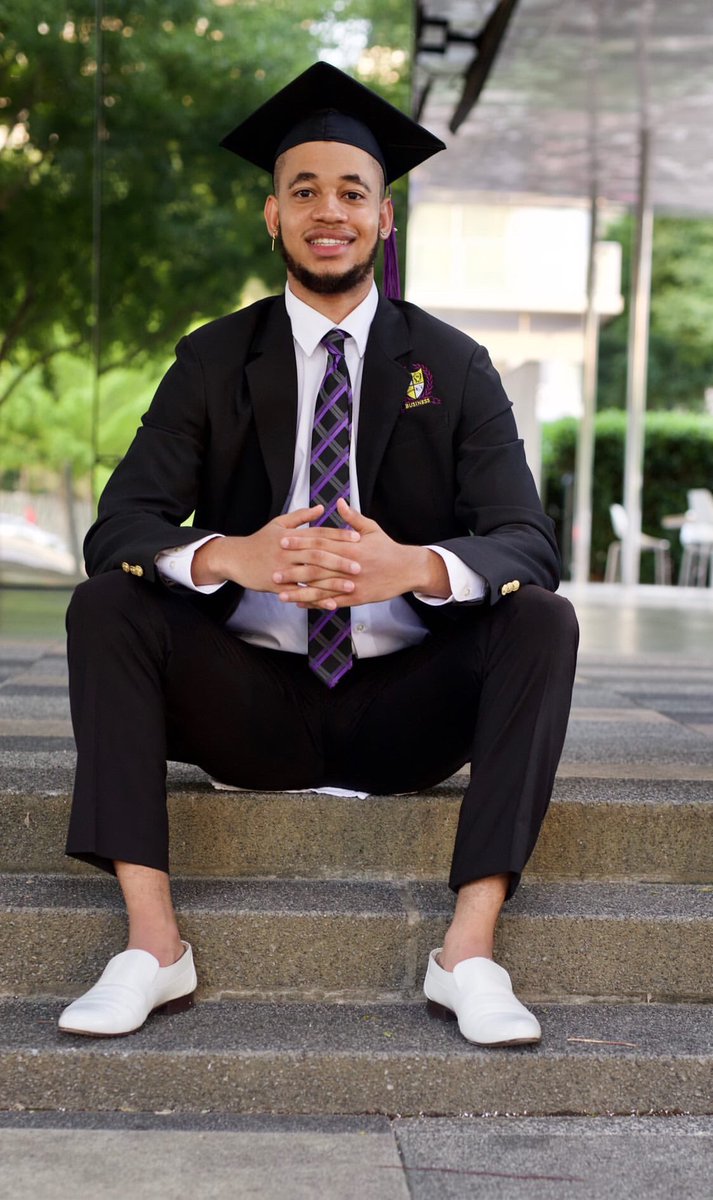 CalebEJordan's tweet image. Y’all going to PV has it perks, yesterday my brother was taking my grad pics on his IPhone and this professional photographer was walking by &amp;amp; saw PV on my gown and offered to take grad pics for me for FREE using his camera. Here some pics he took of me  #Blessings #pvamu #pv20