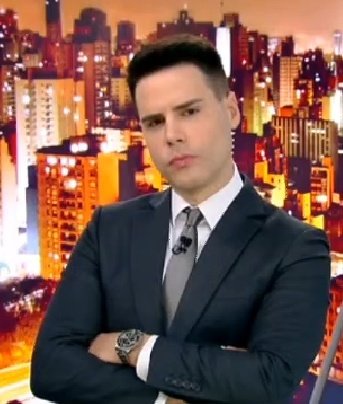 justkcabeyo's tweet photo. o bacci sou eu ouvindo a mulher do conselho tutelar falando #salvemabelparameninas https://t.co/YZUoB6CzET