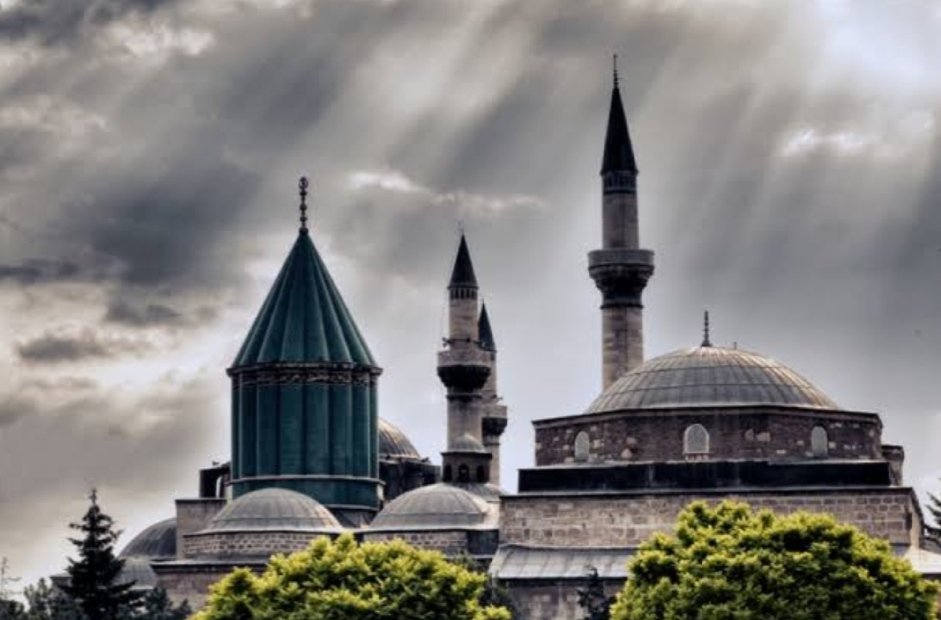 İzmir'de çav bela çav bela  çalınmış camiden şaşırdıkmı hayır bu konya da yapılsa şaşırırdık ki hadi bir denesinler. #konya #izmir
