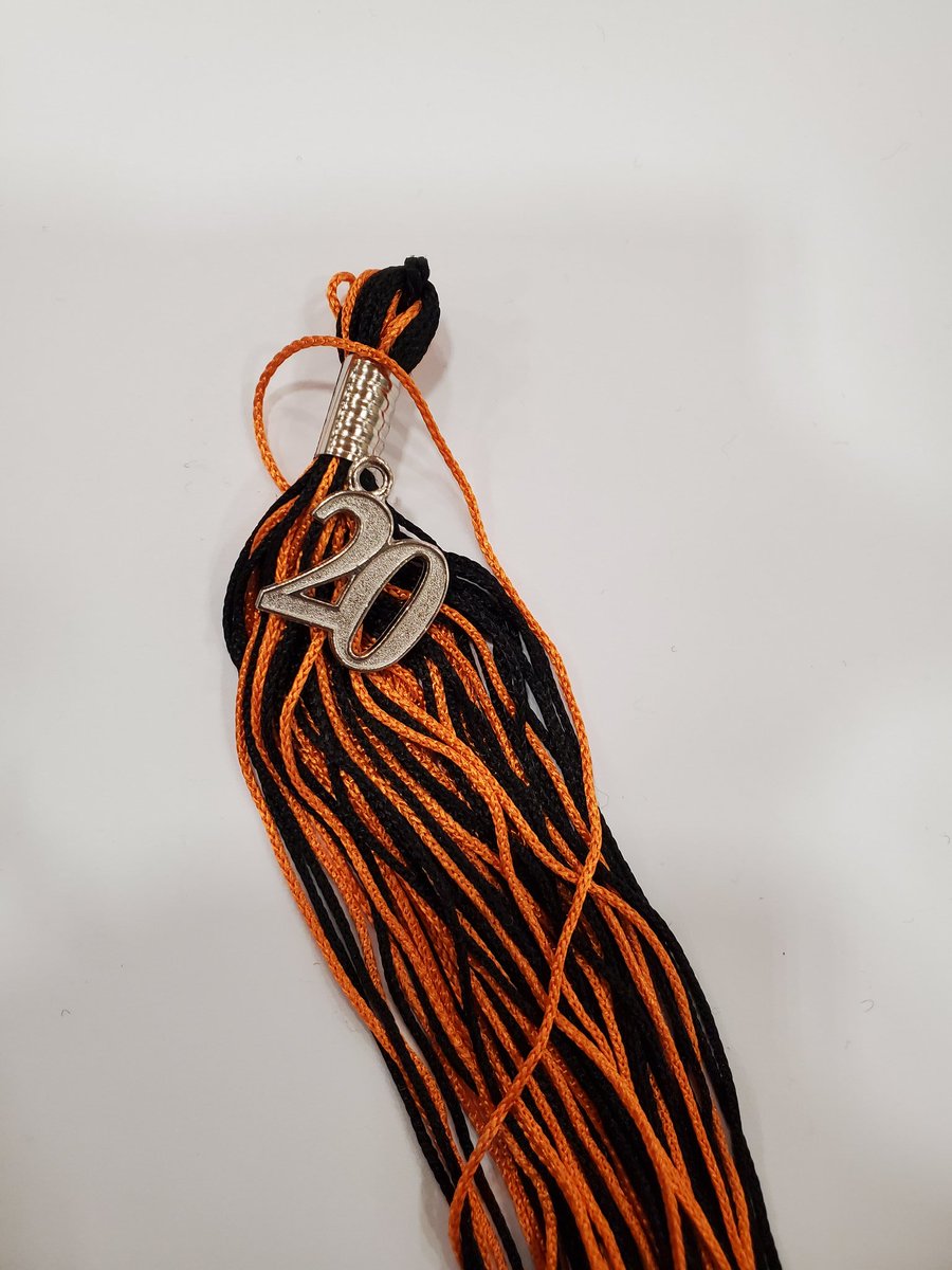 mrswoldum's tweet photo. @SouthHighMpls Tigers! There's still time to pick up your cap and gown! Missed your time slot? No problem! We'll be here until 6:30 today! https://t.co/XvAKV87lXa