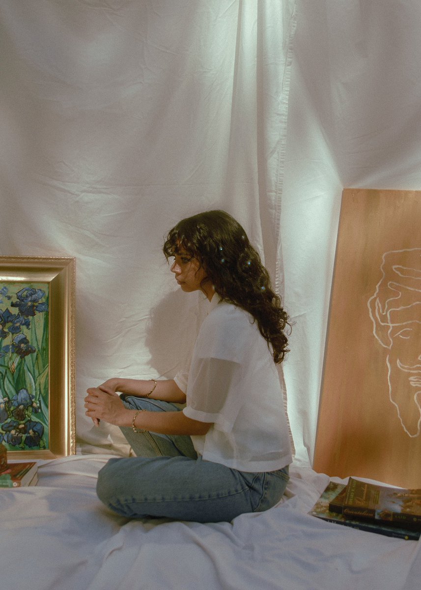 timidmag's tweet photo. A spotlight with @simrahfarrukh - an American-Pakistani photographer who focuses on South Asian identity.
Read the story https://t.co/2OBhp71mik #timid #pakistani #asianamerican #timidmag #timidself https://t.co/7HEK1wGC59