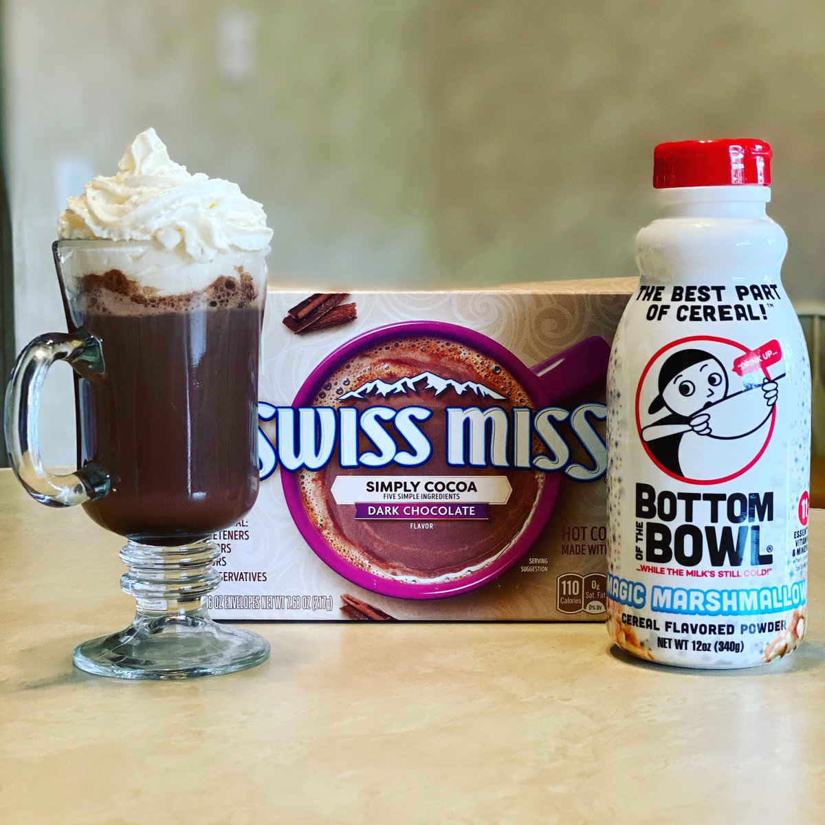 BOTBMILK's tweet photo. Now even dark chocolate can have marshmallow ~

Another unbelievable creation from the Bottom of the Bowl Nation!
"For the Love of Cereal"

#BOTBNation #BOTB #hotchoclate #swissmiss #delicious #darkchocolatemarshmallow #creativecreations #cereal #fortheloveofcereal https://t.co/MlbPyeJDrx