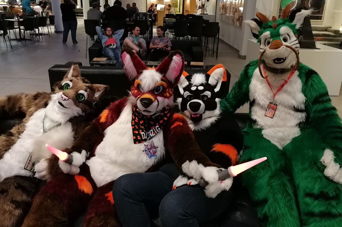 DanzigFops's tweet image. It seems so long since the last convention and even longer until the next one. Hard to believe Eurofurence was so long ago but the memories are fresh.