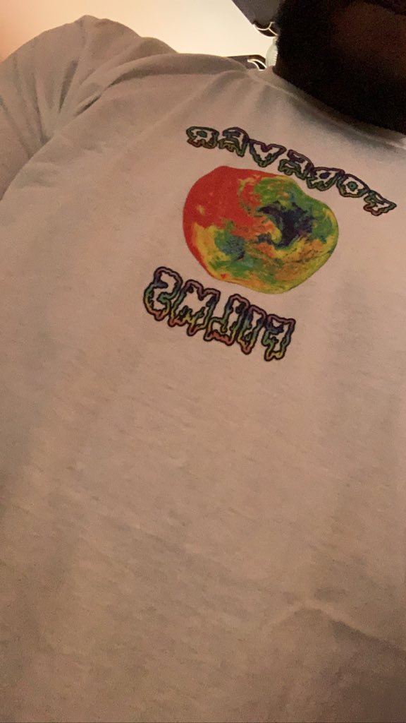 KVNGXMETA's tweet photo. Aye S/O to my boy @macInfinity913 Preciate the shirt brodie🔥🌍Fit coming soon

Make sure yall go shop @_FOREVERFILMS #SupportBlackBusiness https://t.co/nifVNK9Rn0