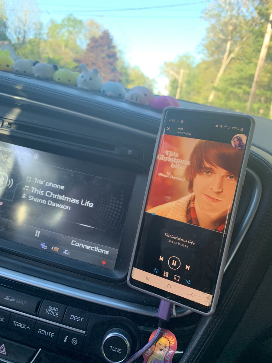Melesia_Swannie's tweet photo. Just driving around with my best friend @TrisSackman listening to a timely bop @shanedawson 💕 https://t.co/iK5sLAQ7aa
