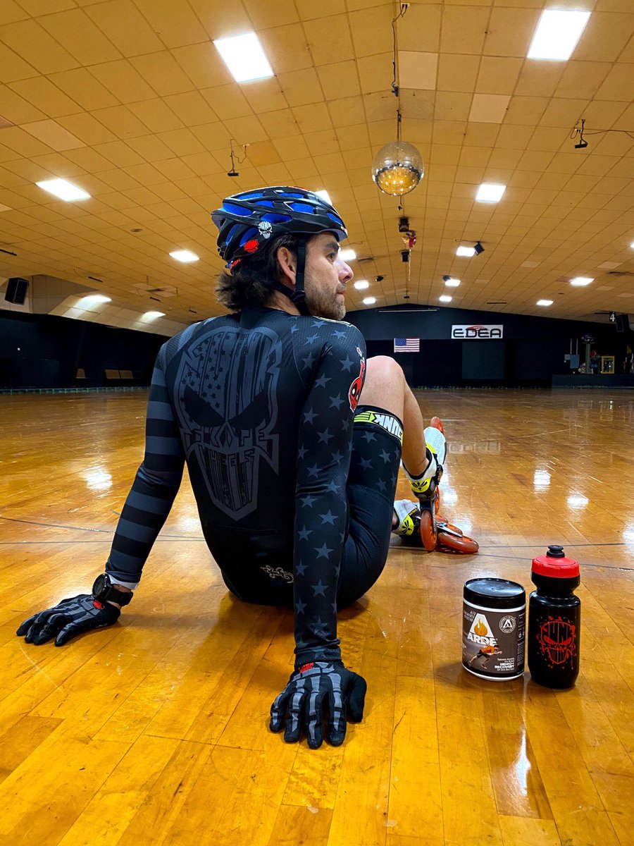 FranJunkSkates's tweet photo. Missing the good old days indoors... with @arde.sport by my side of course... 😍
.
.
.
#myskatesarejunk #GoSkate #JunkWheels #SkateLife #love #mywheels #lovemylife ☠️🦾🚀 https://t.co/6OGqV9WpZt
