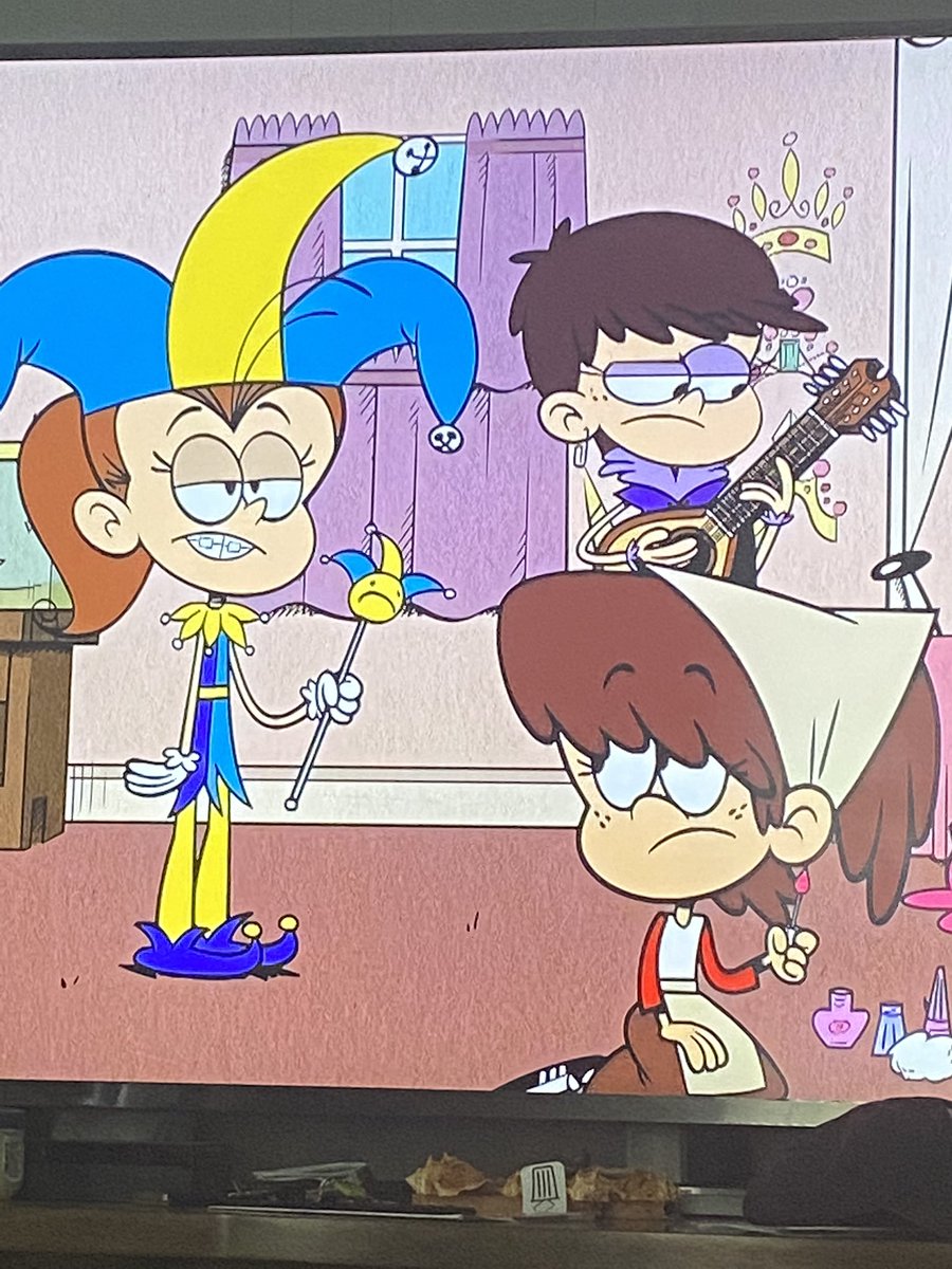 ItsPharaohDk's tweet photo. The 3 Queens 😍❤️💛💜 #LuanLoud #LynnLoud #LunaLoud https://t.co/uaPHpZA4d7