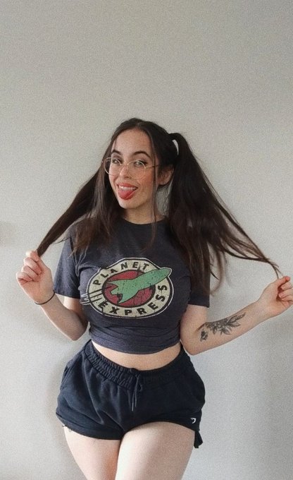 retweet if uhhhhhhhhhhhhhhh https://t.co/wUC5R0thx2