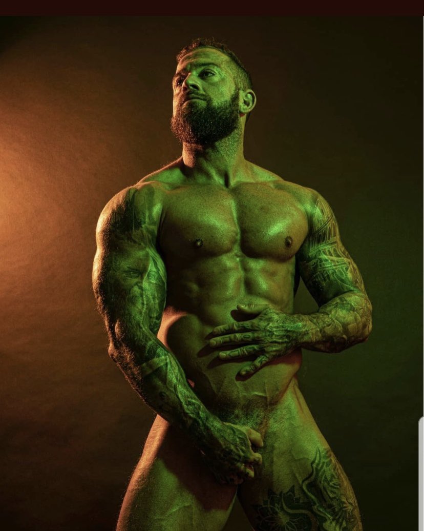InkedLiving's tweet photo. Quarantine Sale!! My Onlyfans is now open for my new susbcriber, Just hit my link and enjoy my free 15 days acess to my Private Live Show! See you there! https://t.co/DrvflpI7GY https://t.co/C6NaWEsPeM