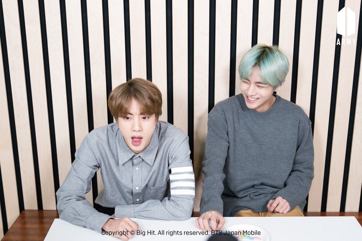 6thfancafe's tweet photo. 「BTS CORNER」Hangul Theater
#JIN #V https://t.co/wl7wSKzxpV