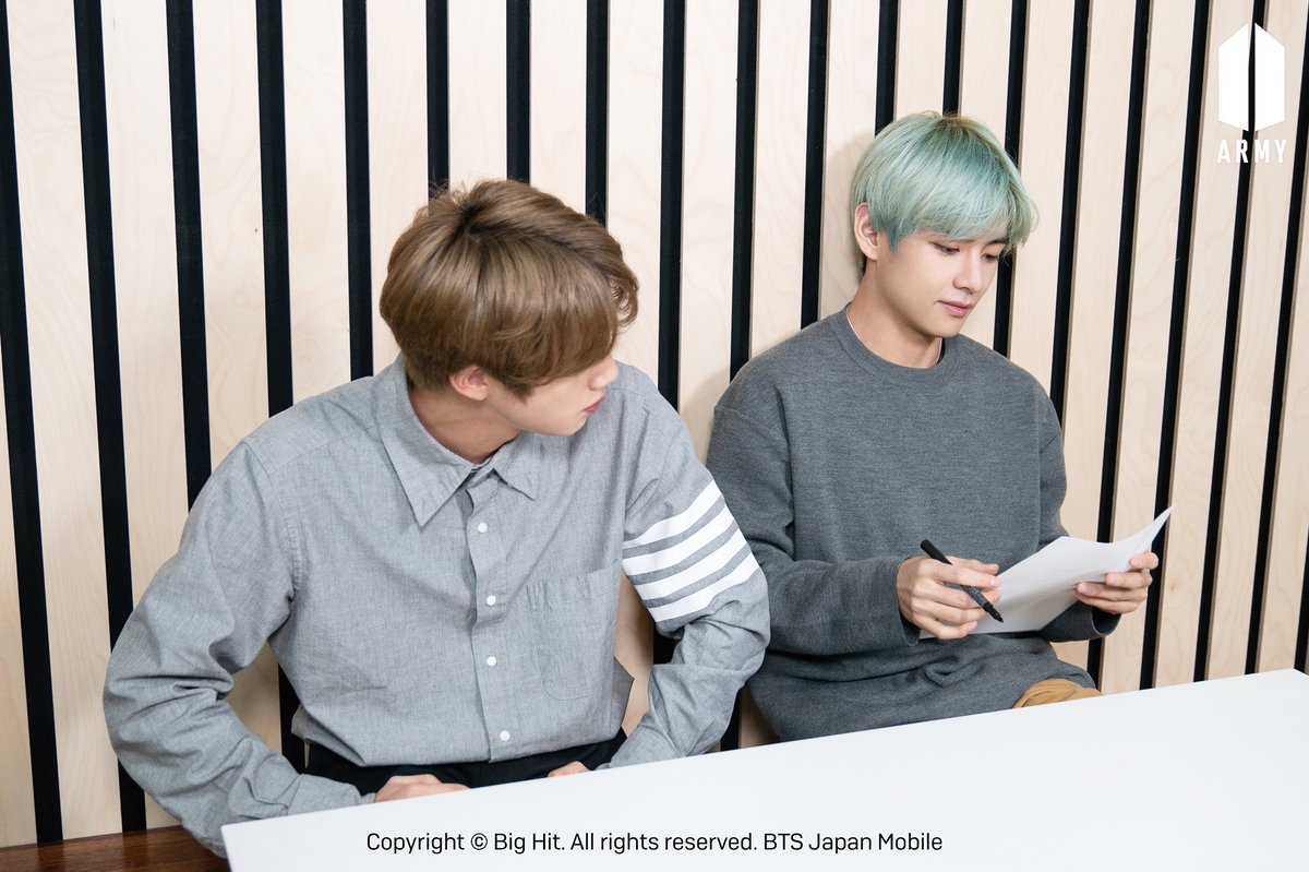 6thfancafe's tweet photo. 「BTS CORNER」Hangul Theater
#JIN #V https://t.co/wl7wSKzxpV