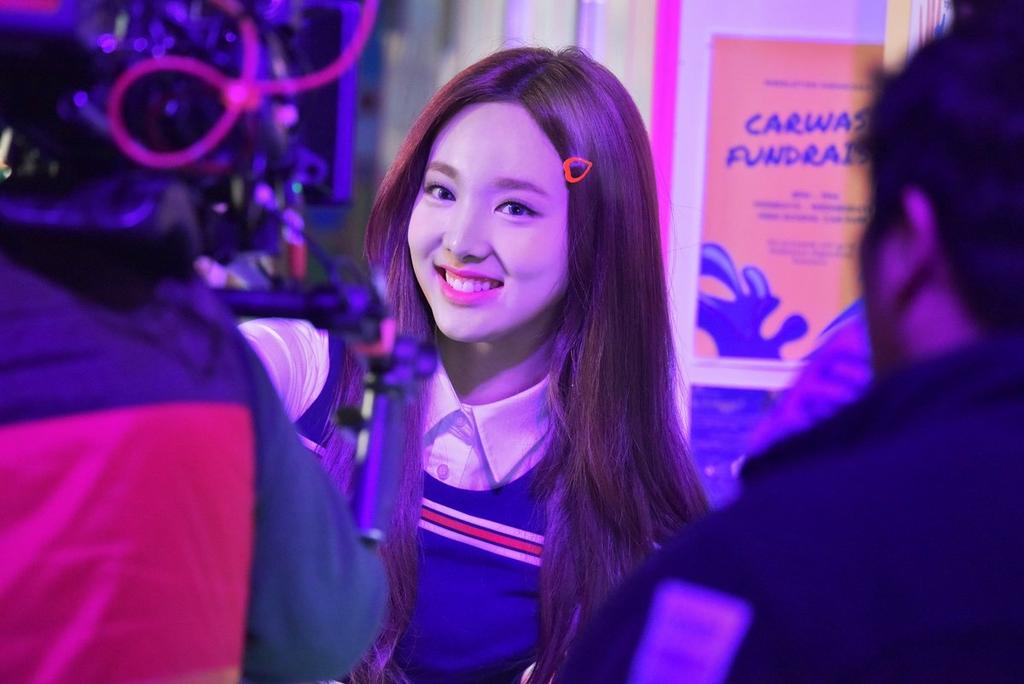 ONCE_Chile's tweet photo. ✨INFO•200520✨
¡Hace 6 años se cumplieron 3 años de Signal! Canción que le dio a
#TWICE el título a 'Cancion del año' en los MAMA 2017.
#3YearsWithSignal
Cr. TWICExONCES
#ONCEChile👑
#TWICE #트와이스
#미나 #모모 #정연 #쯔위 #사나 #나연 #지효 #다현 https://t.co/eJaarjX4KQ