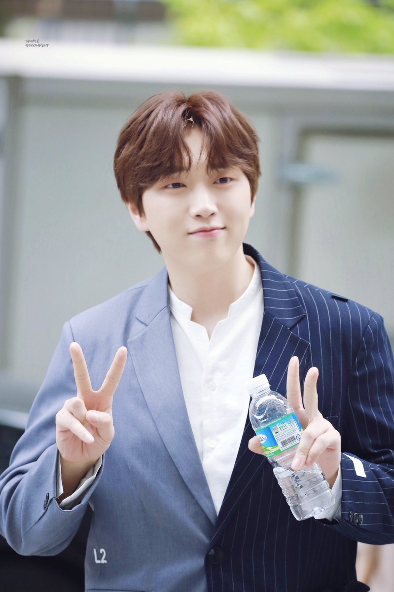 꾸모리 tweet media