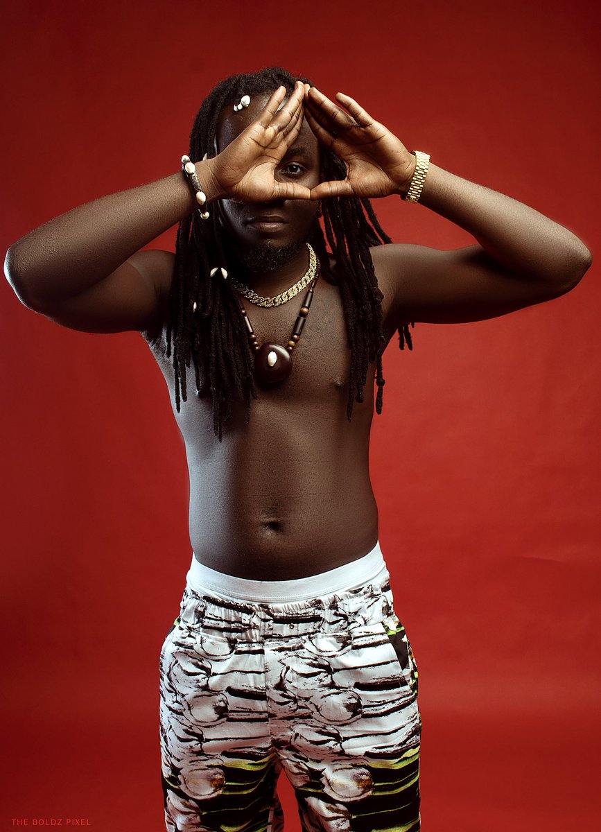 RootikalSwagger's tweet photo. Something great about to happen inner Gh Music industry π¬ππΆπππβ
@ay_poyoo @kobby_kyei @urbanroll @official4SYTETV @GhanaWebNr1 @PulseGhana @GhanaMusic @ghanamotion @GhanaianMuseum @GRAMMYMuseum @GhanaEnt @onua_zionfelix @BBCRadio3 https://t.co/PXHjHlrvwm
