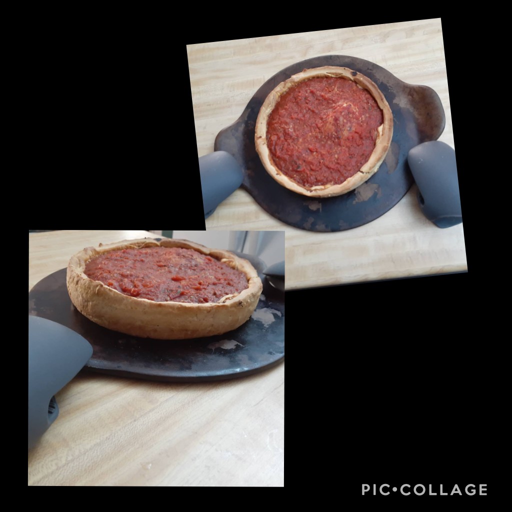 Chicago style deep dish pizza 

Medium pizza stone
Mini oven mitts

#pamperedchef #howipamperedchef #stoneware #pamperedchefconsultant #foodie #food #mealideas  #yummy #foodforkids #momhumour #raisingfoodies  #chef #kitchenfun #onemealonememory #busymom #sahm #sahmlife