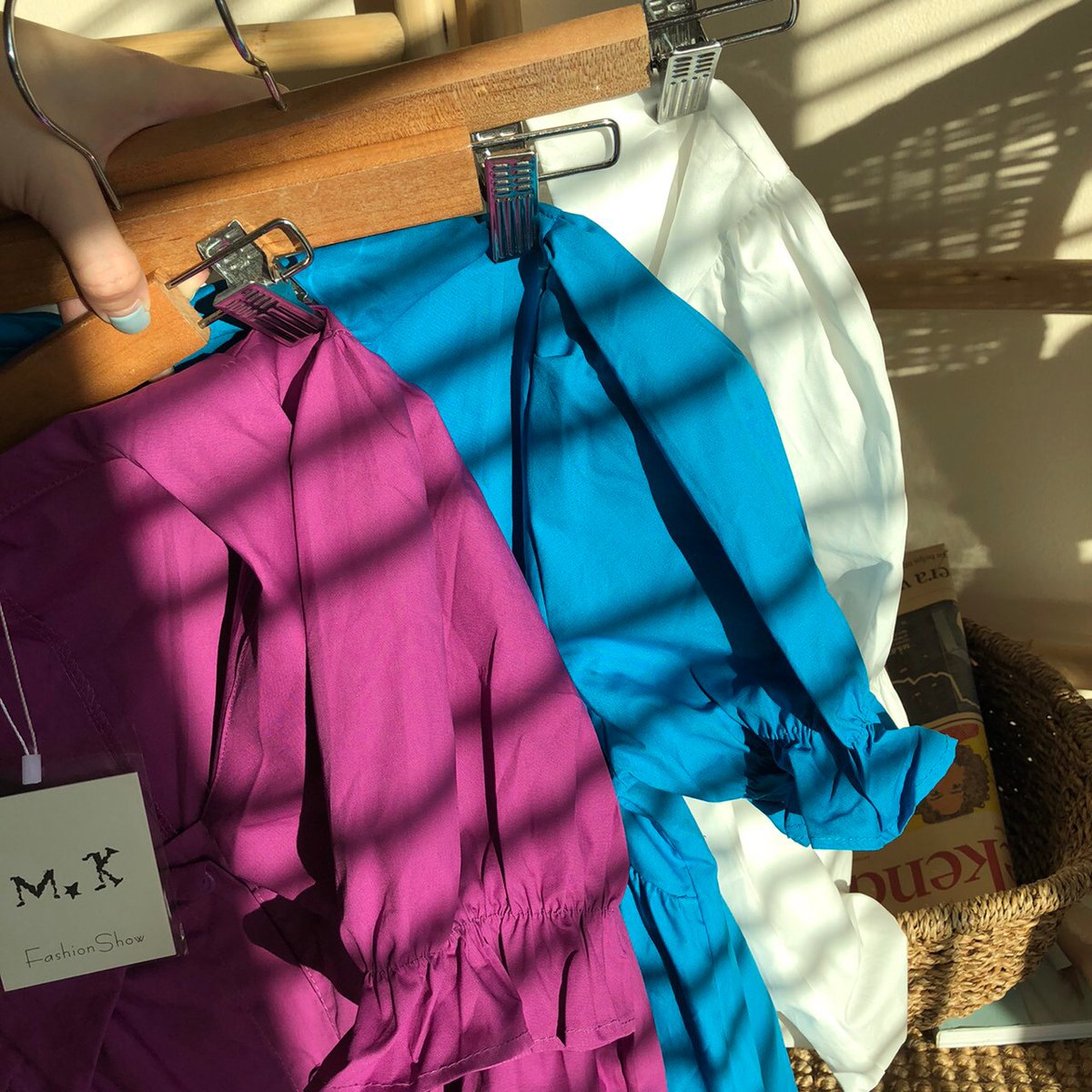 Pendagon27's tweet photo. 350฿
#BasicDress
มินิเดรสน่ารักคอปก งานมาสวยทุกสีค่ะ ชุดมีแขนดอลลี่จั๊มน่ารักสุดๆ ผ้าเชิ๊ตzara เนื้อดีมากค่ะ สวมใส่สบาย งานกระดุมหน้า น่ารัก น้อยแต่มากที่แท้ทรู ต้องมีแล้วจ้าาา💙💙
Color : ขาว/ม่วง/ฟ้า
ขนาดชุด
อก40”
รอบแขน7-16”
เอว 46”
สะโพก50”
ยาว34” https://t.co/DQBdDzMakM