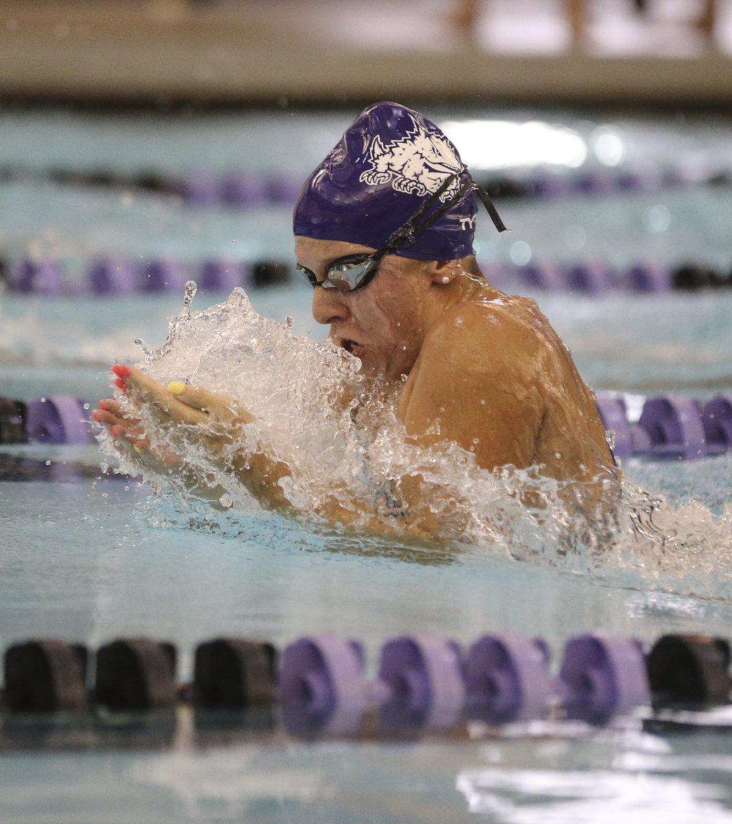 TCUswimdive's tweet image. 🟣 Female Iron Frog Award 🟣

Nominee No. 2️⃣: @Sheridanschreib 

This award goes to the student-athlete who shows commitment to the weight room process, is a great teammate, has positive energy and makes the most of every training session.  

#GoFrogs | #TPWF