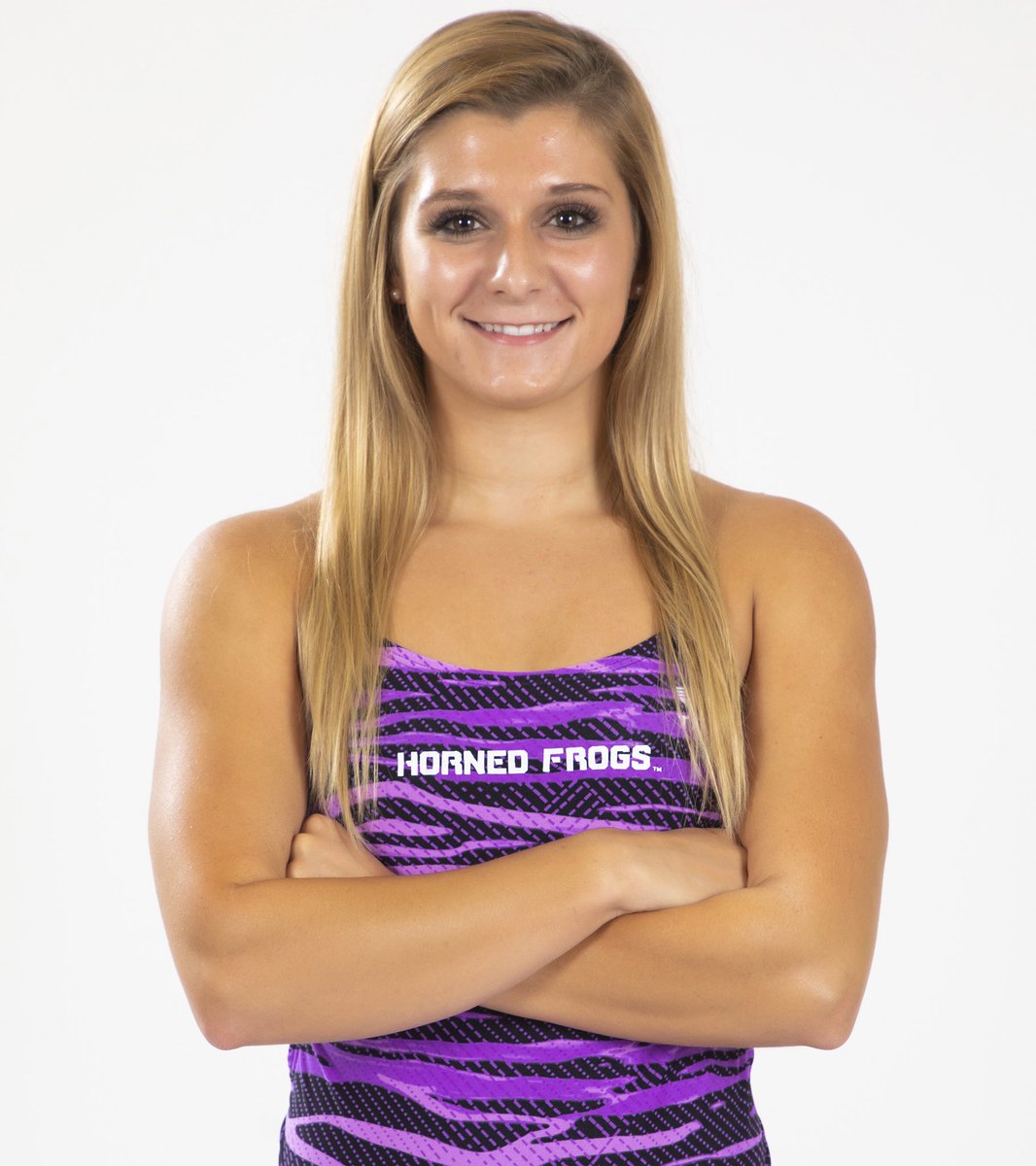 TCUswimdive's tweet image. 🟣 Female Iron Frog Award 🟣

Nominee No. 2️⃣: @Sheridanschreib 

This award goes to the student-athlete who shows commitment to the weight room process, is a great teammate, has positive energy and makes the most of every training session.  

#GoFrogs | #TPWF
