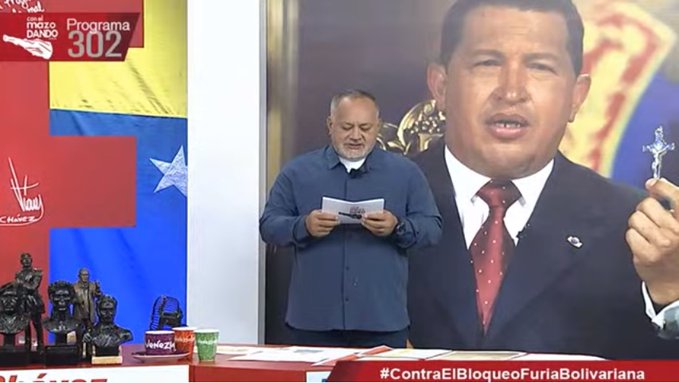 PartidoPSUV's tweet photo. "La anterior fiscal cuando se le pidió que abriera una investigación contra el fascismo de la derecha que prendió fuego a Orlando Figuera, dijo que eso estaba manipulado, así de cómplice fue ella", @dcabellor.

 #ContraElBloqueoFuriaBolivariana https://t.co/zeGINKOzoY