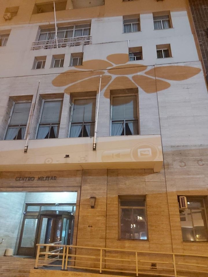 Ahora en el Centro Militar...