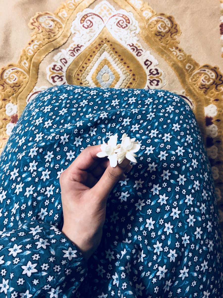 munaaalb's tweet photo. ربي أني أستودعتك من هم أعزّ عَلي من نفسي .. اللّهم احفظ لي أُمهاتي وأرزقهم فوق عُمرهم عُمراً وفوق صّحتهم عافيه واغرس الراحة في نبضهم والعافية في جسدهم ولاتحرمني وجودهم ورضاهم💙 https://t.co/O2lrc0oOq8
